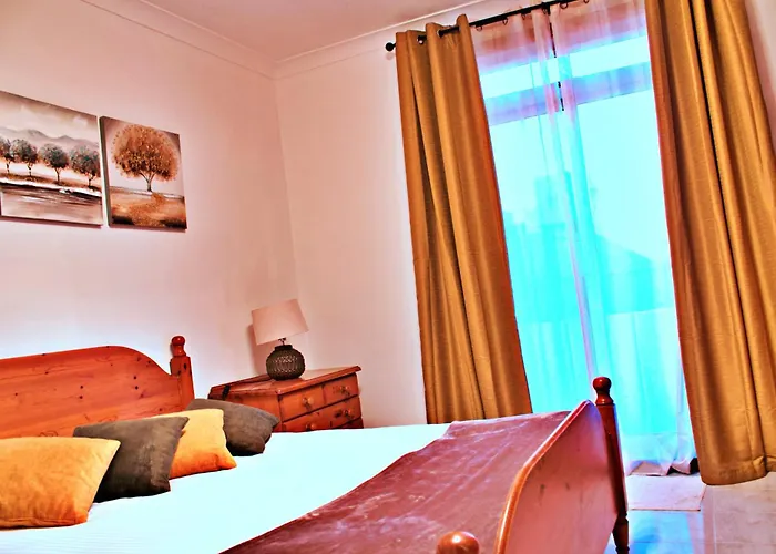 Green Grove Guest House